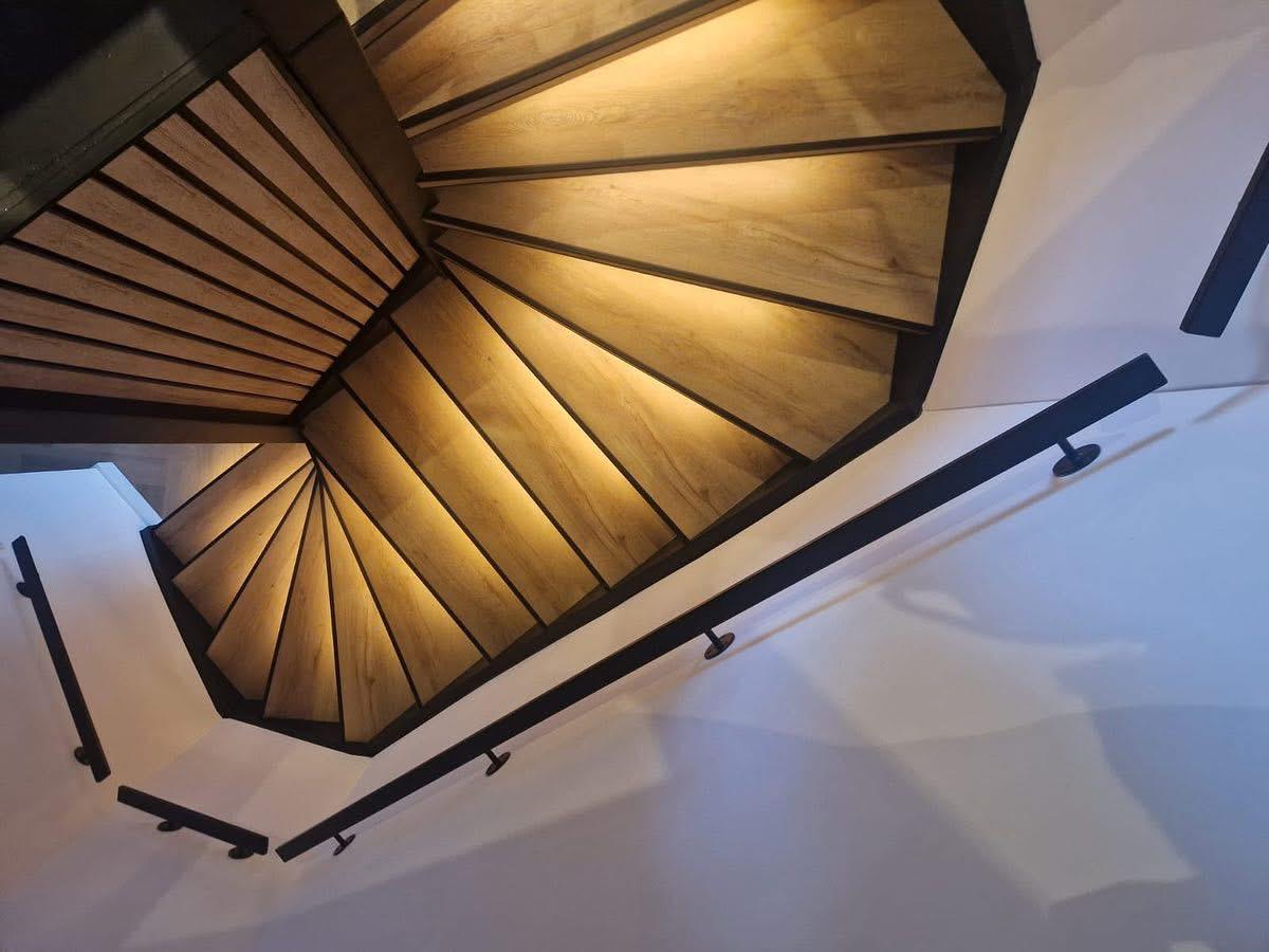 Afbouw Meester traprenovatie praktijkfoto 36